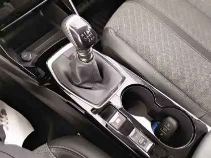 Photo 13 Peugeot 208  100 S&S BVM6