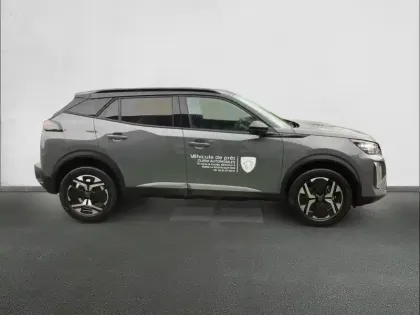 Photo 45 Peugeot 2008  Hybrid 145 e-DCS6