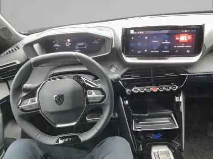 Photo 7 Peugeot 2008  Hybrid 145 e-DCS6