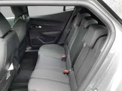 Photo 11 Peugeot 2008  Hybrid 145 e-DCS6