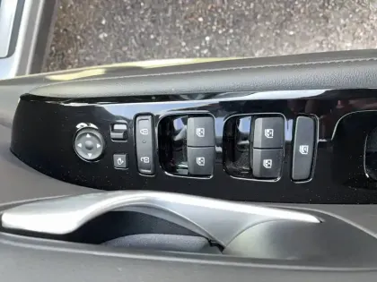 Photo 11 Hyundai Tucson  1.6 T-GDI 230 Hybrid BVA6