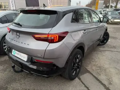 Photo 42 Opel Grandland  1.2 Turbo Hybrid 136 ch e-DCT6
