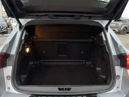 Photo 6 Opel Grandland  1.2 Turbo Hybrid 136 ch e-DCT6