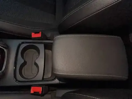 Photo 34 Opel Grandland  1.2 Turbo Hybrid 136 ch e-DCT6