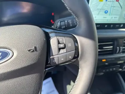 Photo 21 Ford Kuga  2.5 Duratec 183 ch FHEV I-AWD Powershift