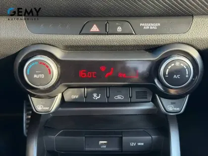 Photo 76 Kia Stonic  1.0 T-GDi 100 ch DCT7