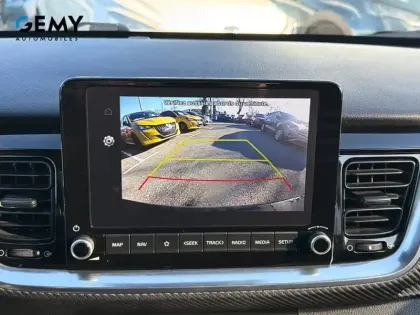 Photo 17 Kia Stonic  1.0 T-GDi 100 ch DCT7