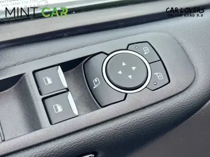 Photo 16 Ford Tourneo  Custom 320 L1H1 2.0 EcoBlue 130