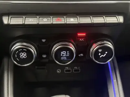 Photo 29 Renault Clio  E-Tech full hybrid 145 ch GSR2