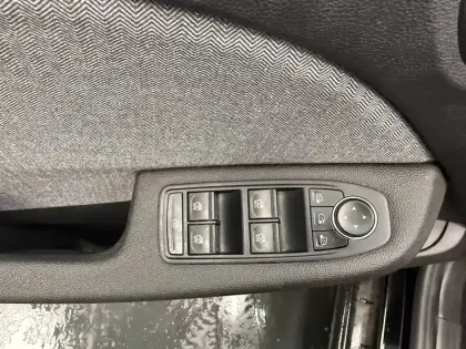 Photo 23 Renault Clio  E-Tech full hybrid 145 ch GSR2