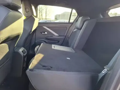 Photo 23 Opel Astra  1.5 Diesel 130 ch BVA8