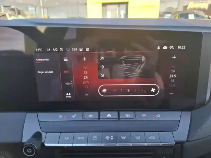 Photo 33 Opel Astra  1.5 Diesel 130 ch BVA8