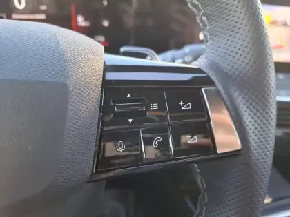 Photo 25 Opel Astra  1.5 Diesel 130 ch BVA8