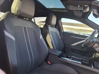 Photo 46 Opel Astra  1.5 Diesel 130 ch BVA8