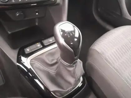 Photo 23 Opel Corsa  1.2 75 ch BVM5 Elegance Business