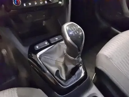 Photo 23 Opel Corsa  1.2 75 ch BVM5 Elegance Business