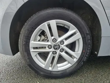 Photo 8 Toyota Corolla Hybride 122h Dynamic