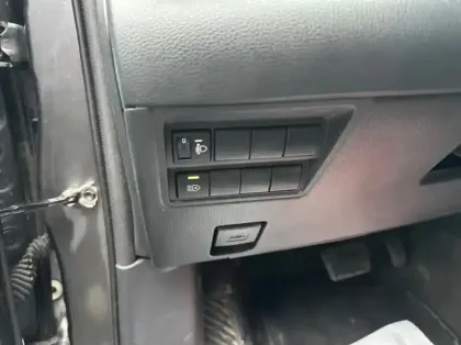 Photo 5 Mazda 2 Hybrid 1.5 116ch Pure