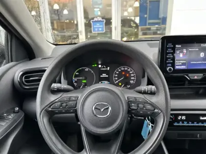 Photo 6 Mazda 2 Hybrid 1.5 116ch Pure