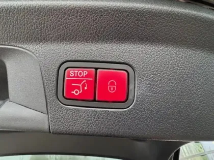 Photo 27 Mercedes GLE 400 e 4MATIC AMG Line PC AVT A REPEINDR