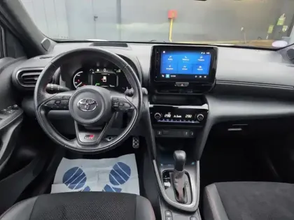 Photo 10 Toyota Yaris Hybride 116h GR Sport