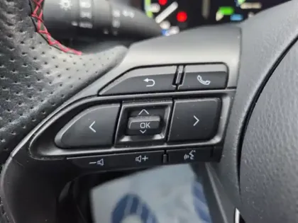 Photo 15 Toyota Yaris Hybride 116h GR Sport