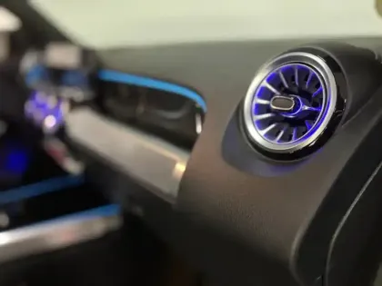 Photo 20 Mercedes GLB 200 d AMG Line