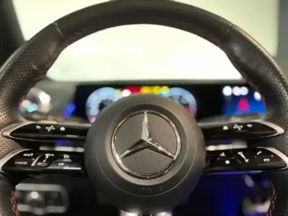 Photo 7 Mercedes GLB 200 d AMG Line