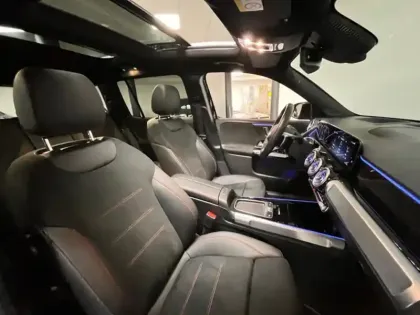 Photo 12 Mercedes GLB 200 d AMG Line