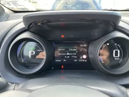 Photo 19 Toyota Yaris Hybride 1.5 HYBRID 116H DESIGN