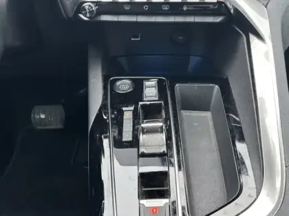 Photo 11 Peugeot 3008 Gén. II Ph2 NG Allure Pack 5