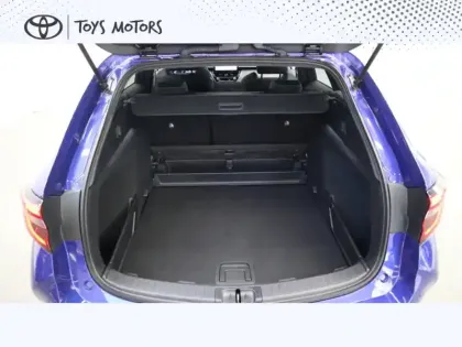 Photo 17 Toyota Corolla Hybride 140ch Design