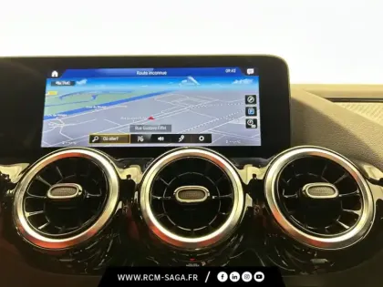 Photo 20 Mercedes GLA 200 d AMG Line