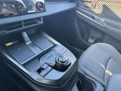 Photo 15 Toyota Bz4x Grande Autonomie Design BREAK 5P