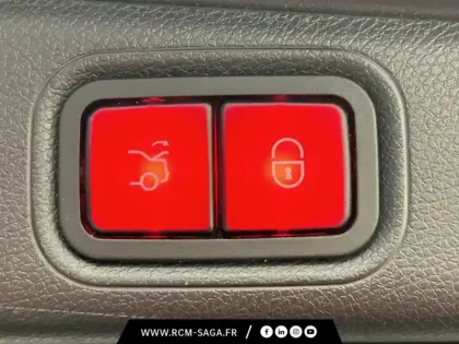 Photo 19 Mercedes Classe E Berline 220 d AMG Line