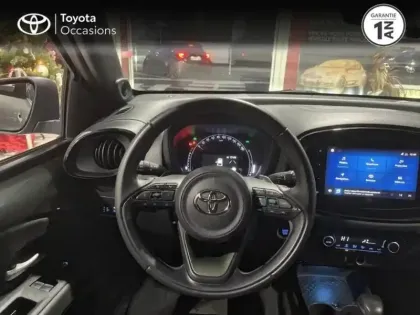 Photo 12 Toyota Yaris  116h Collection 5p Pack Techno