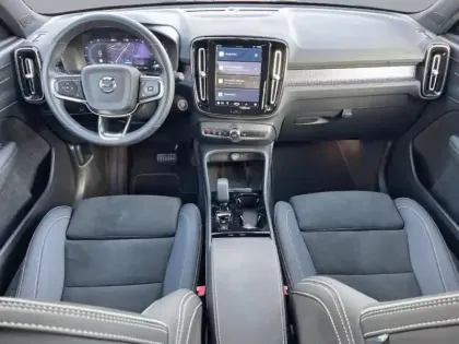 Photo 6 Volvo Xc40  B3 163ch Plus DCT 7