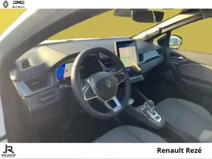 Photo 5 Renault Clio  1.6 E-Tech 145ch full hybrid Techno - 25