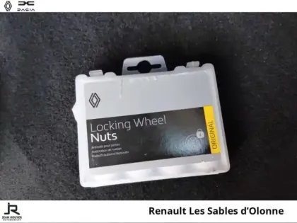 Photo 13 Renault Zoé Zoe E-Tech Techno charge normale R135 - 22B