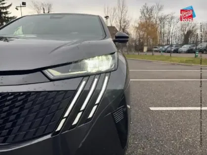 Photo 12 Peugeot 3008  1.2 Hybrid 145ch GT e-DCS6