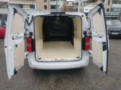 Photo 5 Fiat Scudo  Fg M 2.2 Diesel 180ch Pack Premium Connect automatique