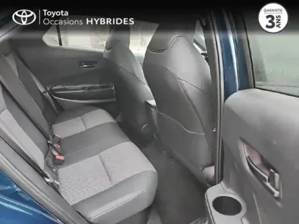 Photo 6 Toyota C-HR  1.8 Hybride 140ch Collection MY25