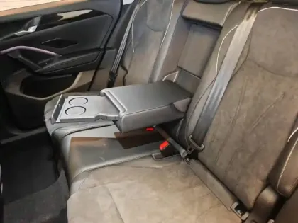 Photo 9 Volkswagen Tiguan  1.5 eTSI 150ch Elegance DSG7