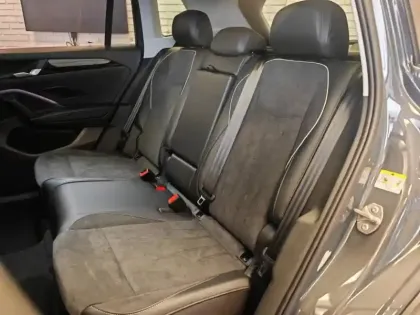 Photo 8 Volkswagen Tiguan  1.5 eTSI 150ch Elegance DSG7