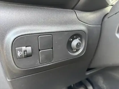 Photo 13 Citroën C3  1.2 PureTech 110ch S&S Shine 120-123g