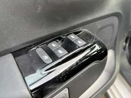 Photo 12 Citroën C3  1.2 PureTech 110ch S&S Shine 120-123g