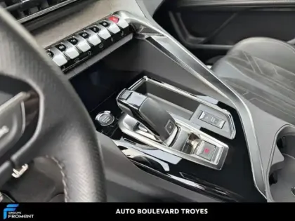 Photo 13 Peugeot 3008  1.2 PureTech 130ch S&S GT EAT8