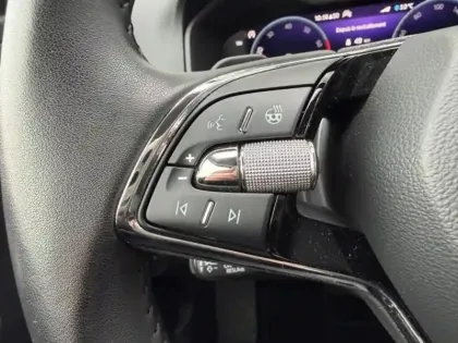 Photo 12 Skoda Karoq  1.5 TSI ACT 150ch Style DSG7