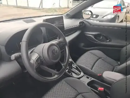 Photo 14 Toyota Yaris  130h Collection 5p MY25