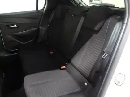 Photo 8 Peugeot 208  e- 136ch Style